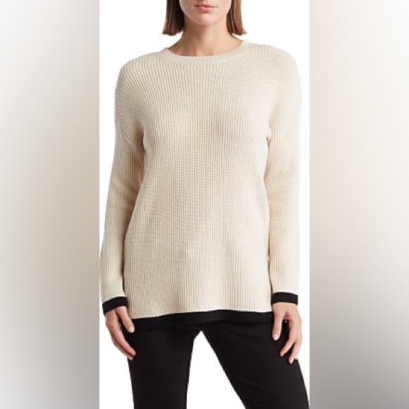 NWOT T Tahari Shaker Tunic Sweater in Crème and Black - Picture 4 of 4